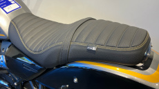 BMW R12 (24MY)